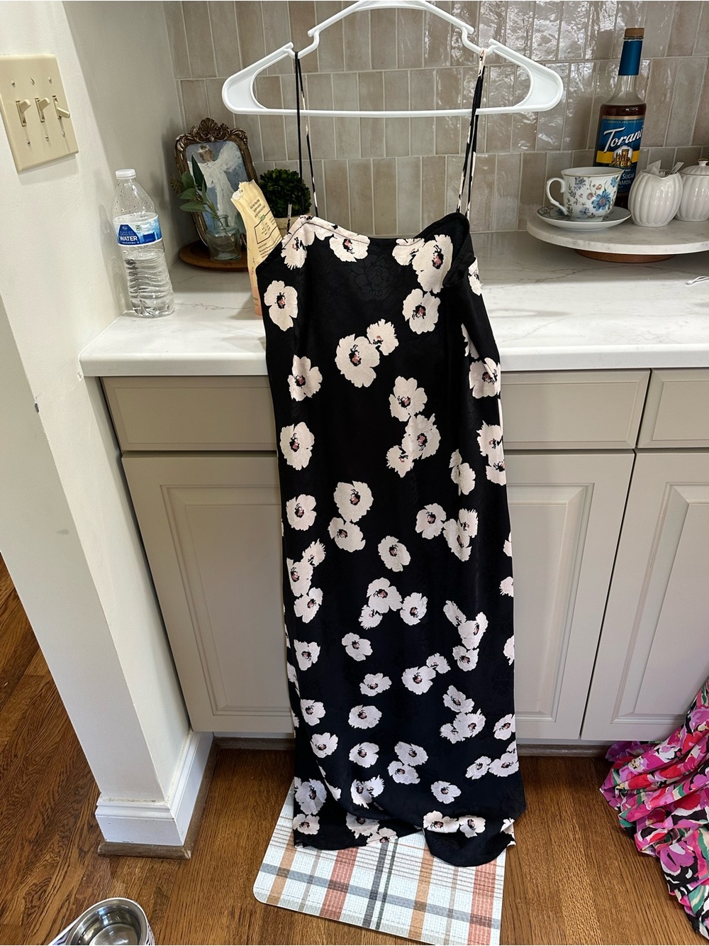 Lizard Thicket Black Maxi Dress with White Floral Print